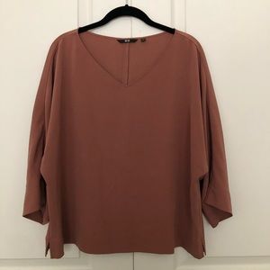 Uniqlo rose crepe top